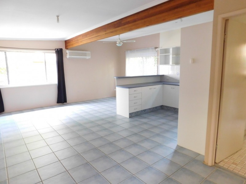 36 Imperial Parade, Labrador QLD 4215