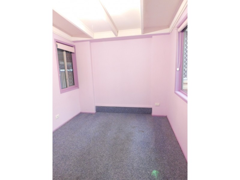 36 Imperial Parade, Labrador QLD 4215