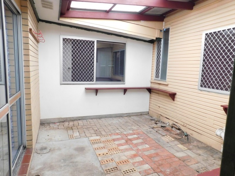 36 Imperial Parade, Labrador QLD 4215