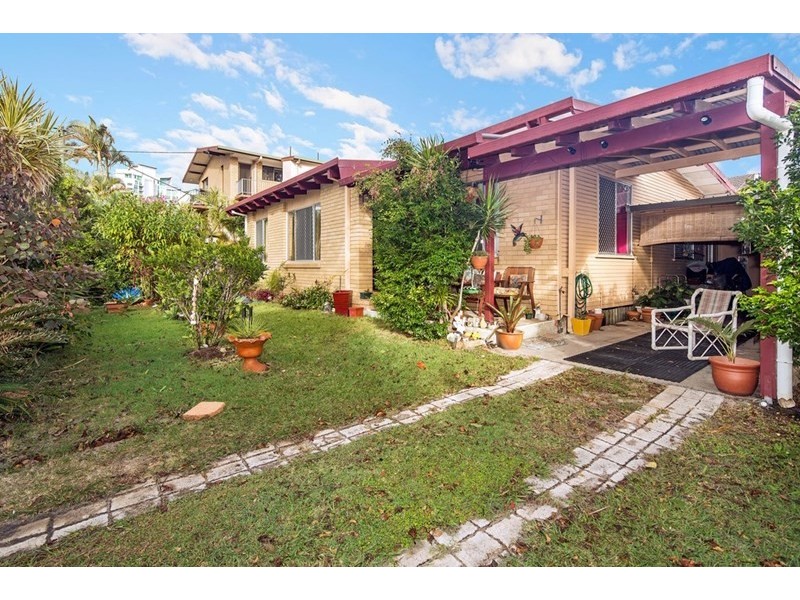 36 Imperial Parade, Labrador QLD 4215