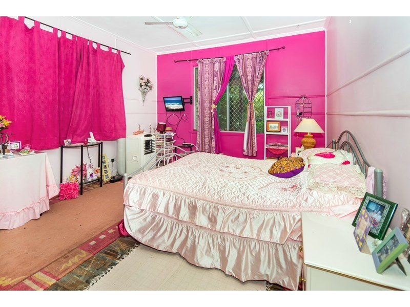 36 Imperial Parade, Labrador QLD 4215