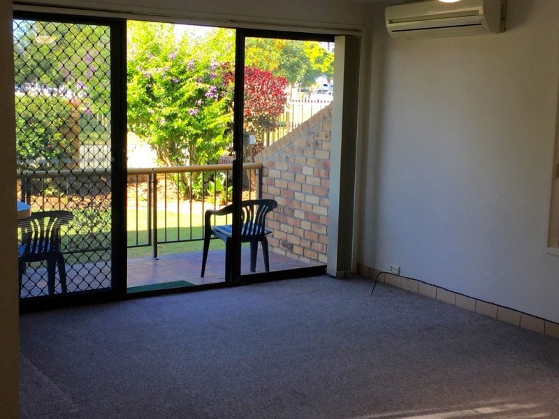 1/6 Broad Street, Labrador QLD 4215