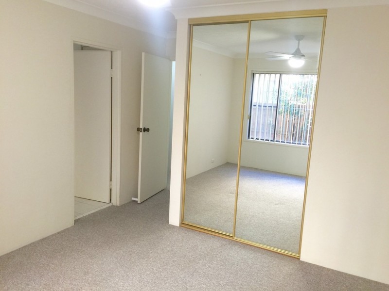 1/6 Broad Street, Labrador QLD 4215