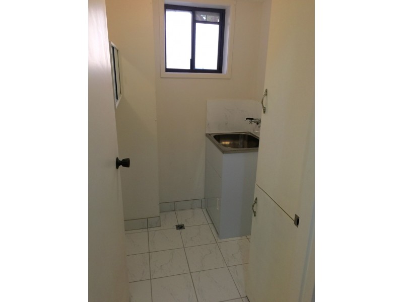 1/6 Broad Street, Labrador QLD 4215