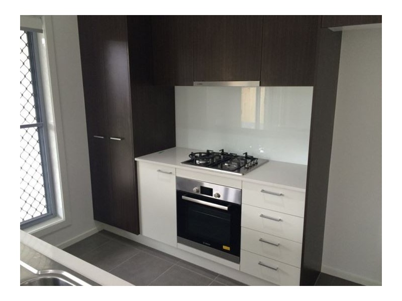 24 North Quay Circuit, Hope Island QLD 4212