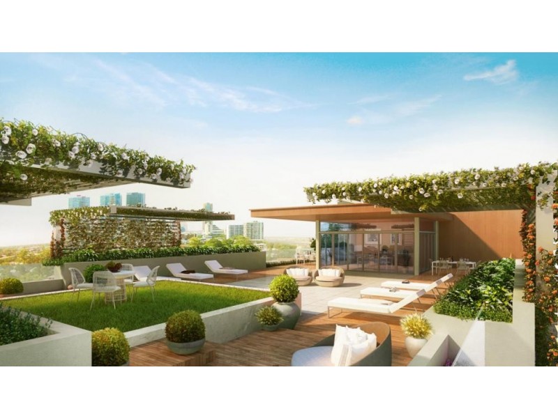 30 Brighton parade, Southport QLD 4215