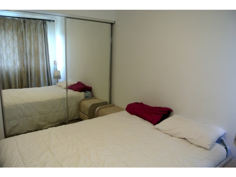 206/15 Compass Drive, Biggera Waters QLD 4216