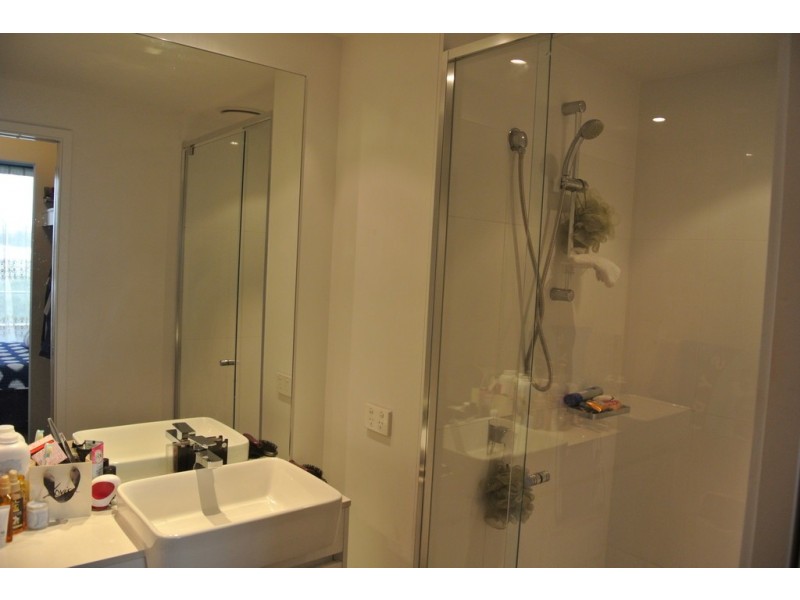 206/15 Compass Drive, Biggera Waters QLD 4216