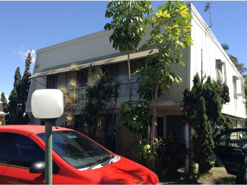 12 Matina Street, Biggera Waters QLD 4216