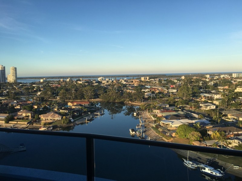 11206/5 Harbour Side Court, Biggera Waters QLD 4216