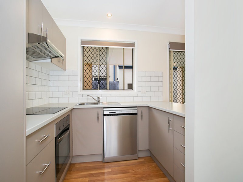 4/173 – 175 Government Road, Labrador QLD 4215
