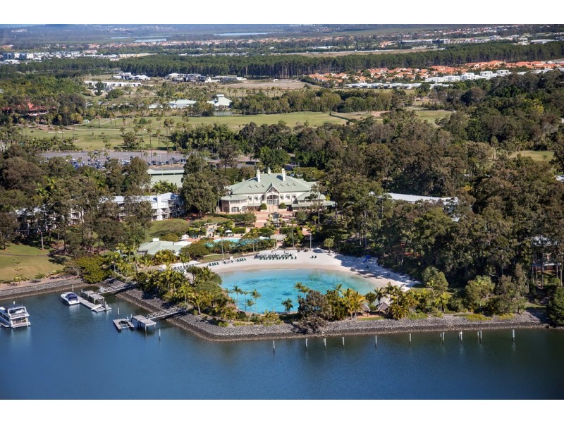 Hope Island QLD 4212