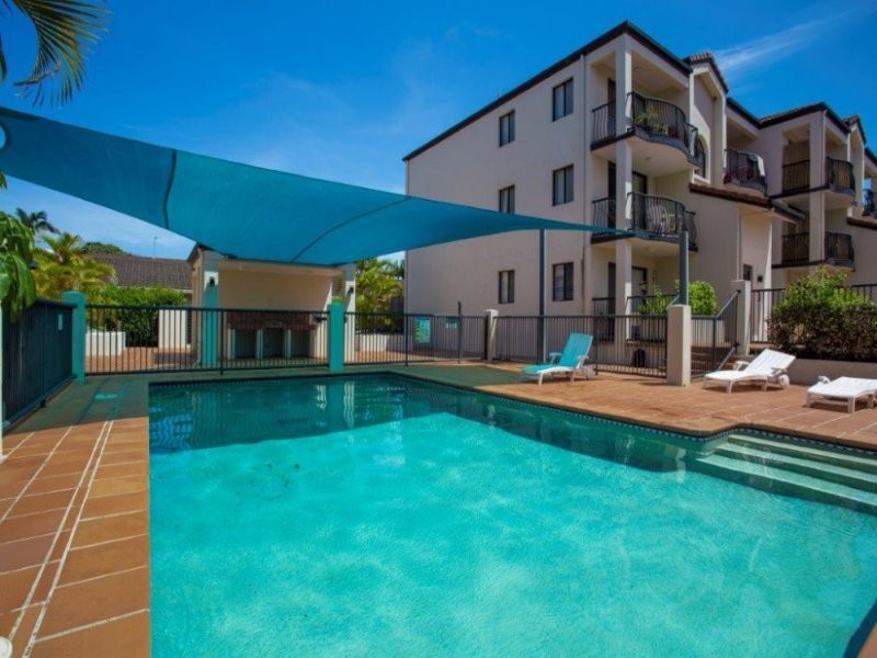 7/217 Scarborough Street, Southport QLD 4215