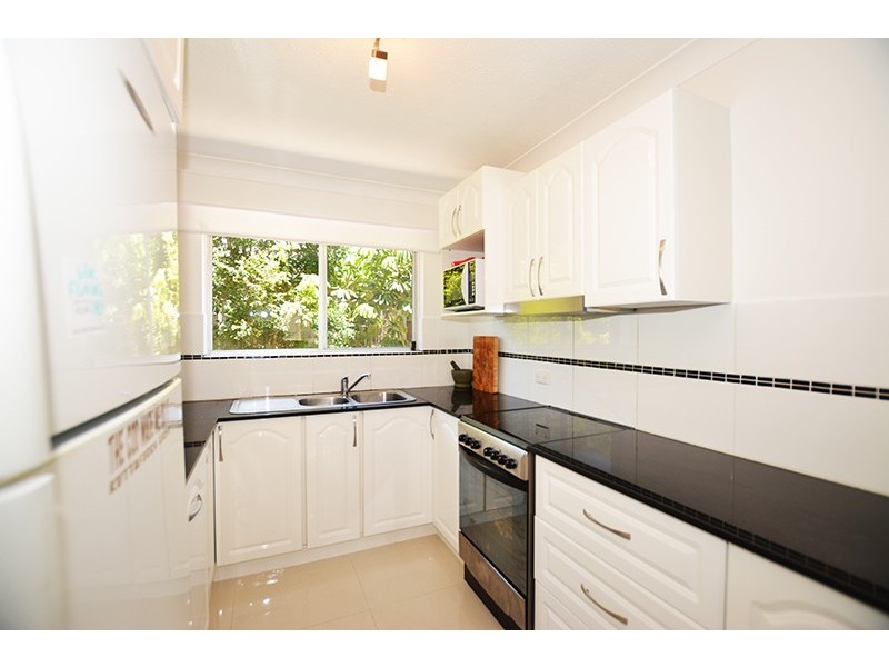 4/19 Huth Street, Labrador QLD 4215