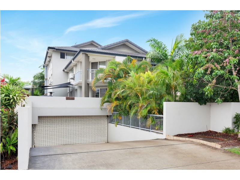 6/131 Muir Street, Labrador QLD 4215