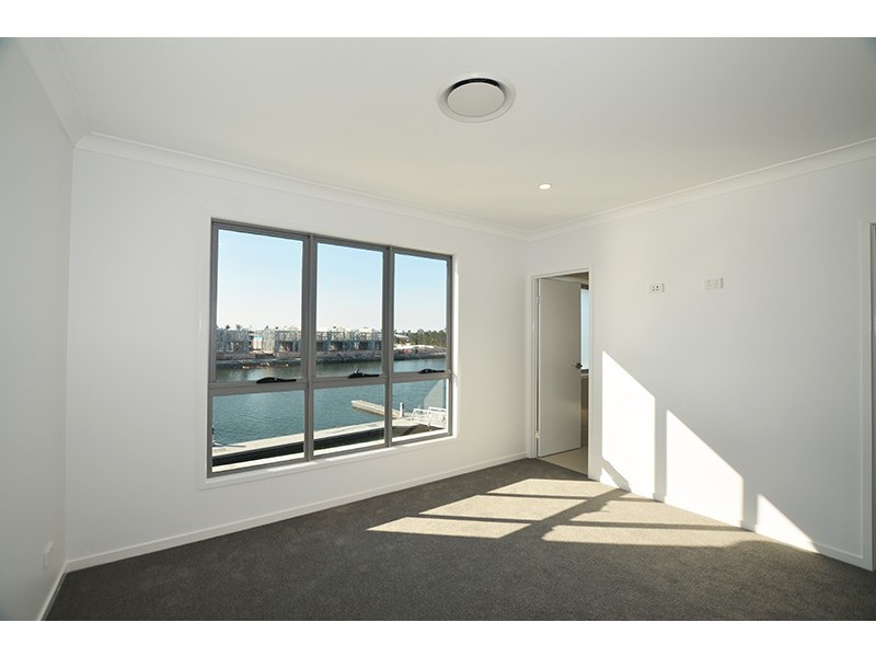 16/156 Marina Quays Boulevard, Hope Island QLD 4212
