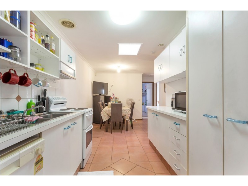 1/72 Botanical Drive, Labrador QLD 4215