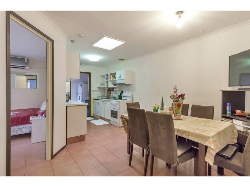 1/72 Botanical Drive, Labrador QLD 4215