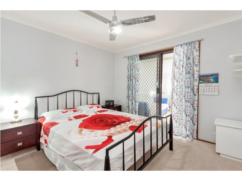 1/72 Botanical Drive, Labrador QLD 4215