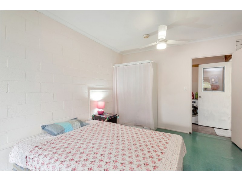 1/72 Botanical Drive, Labrador QLD 4215