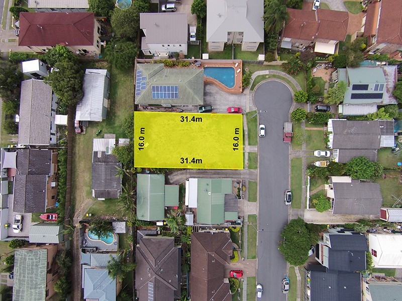 6 Kenmar Street, Labrador QLD 4215