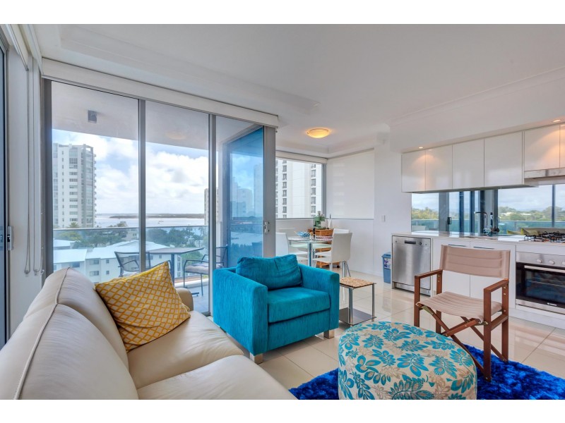 609/20 Labrador Street, Labrador QLD 4215
