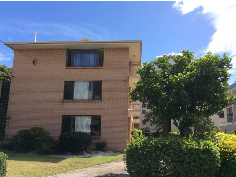 4/3 Robert Street, Labrador QLD 4215