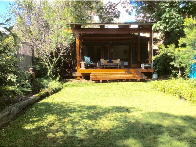 19 Baker Avenue, Labrador QLD 4215