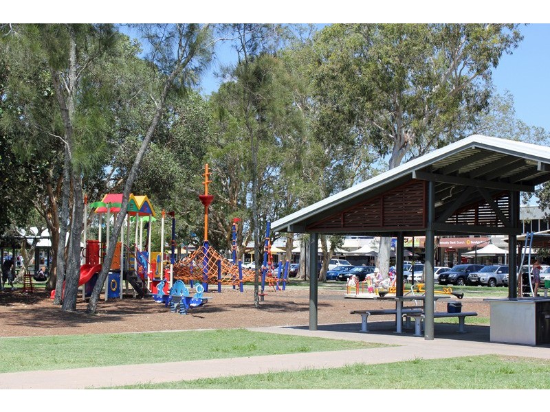5 Matthew Flinders Drive, Hollywell QLD 4216
