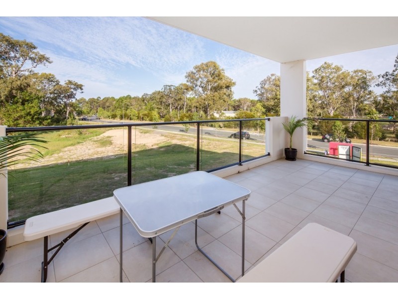 201/35 Halcyon Way, Hope Island QLD 4212