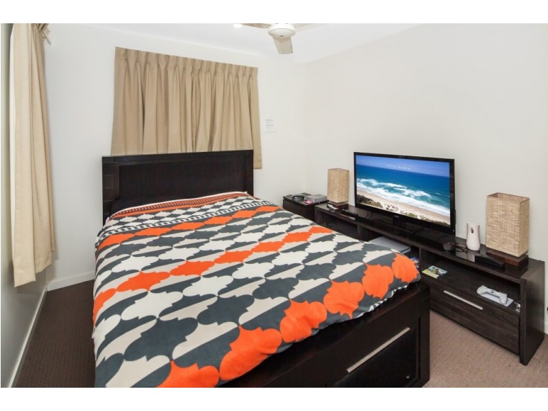 201/35 Halcyon Way, Hope Island QLD 4212