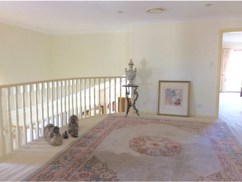 Hope Island QLD 4212