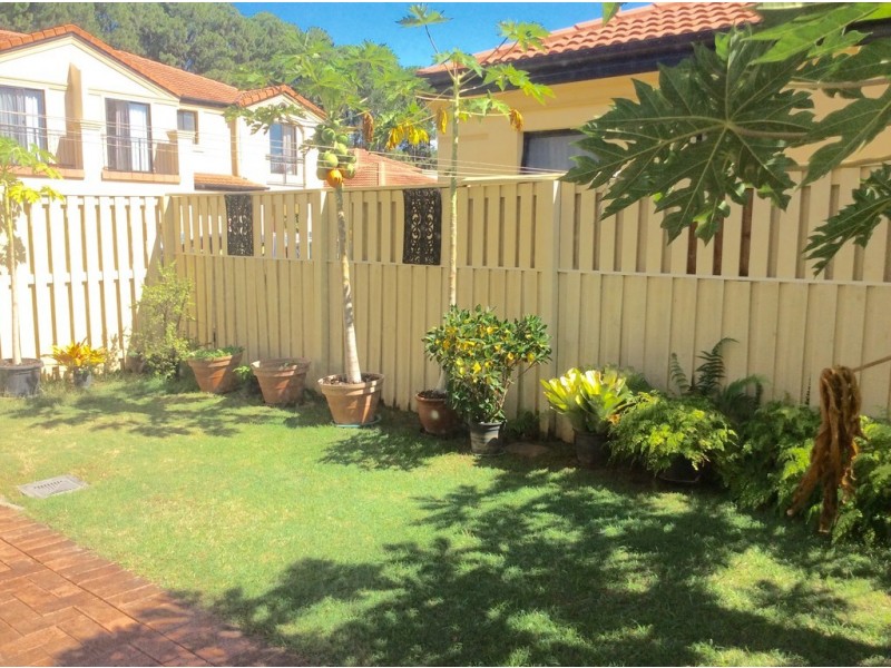 Hope Island QLD 4212