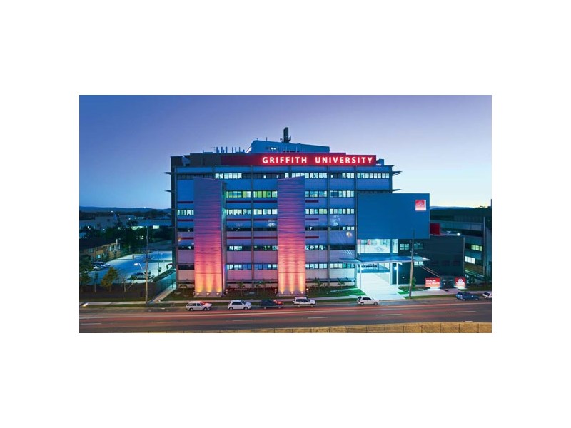 26 Spendelove Street, Southport QLD 4215