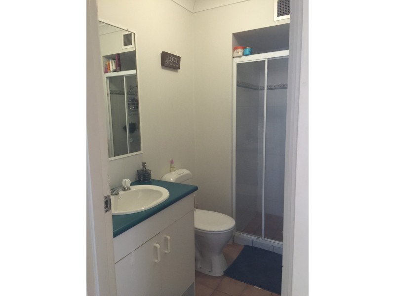 31/75 Bayview Street, Runaway Bay QLD 4216