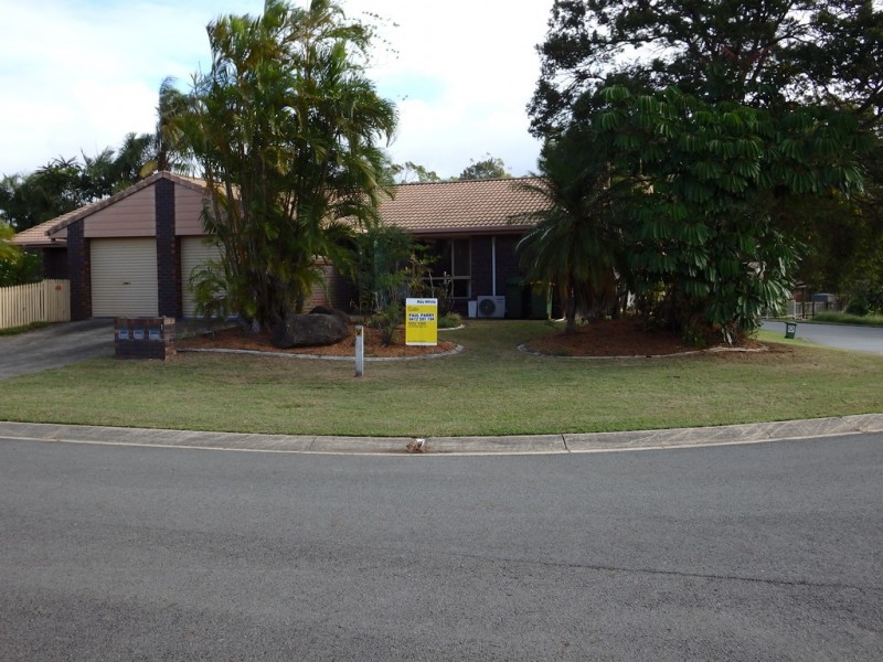 1/1 Melanie Place, Labrador QLD 4215