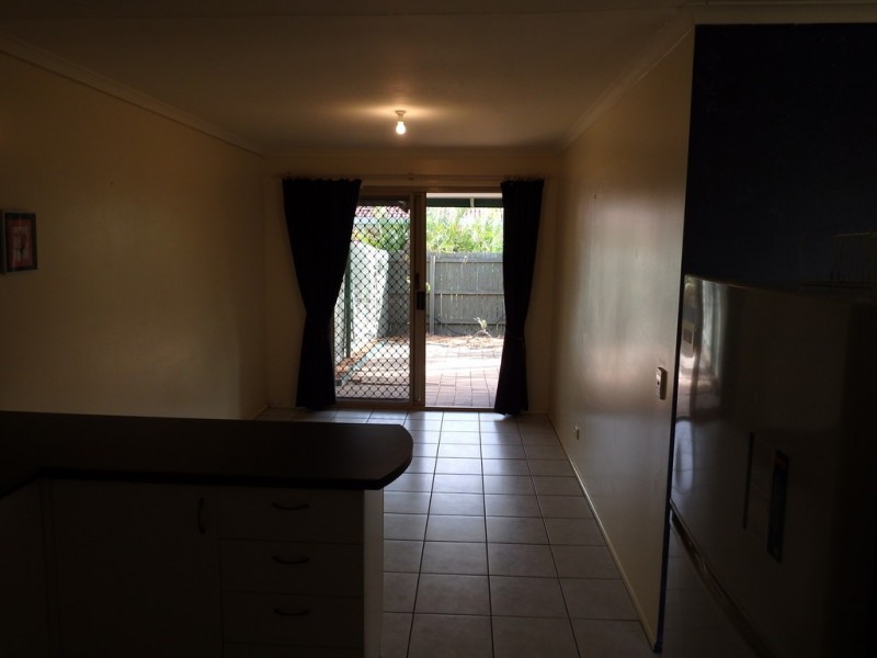 1/1 Melanie Place, Labrador QLD 4215