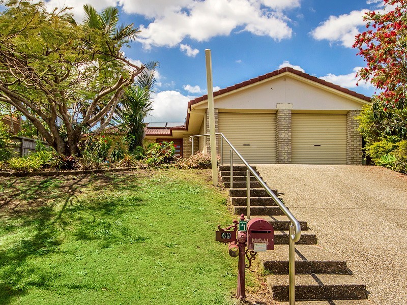 49 Cootharaba Drive, Helensvale QLD 4212