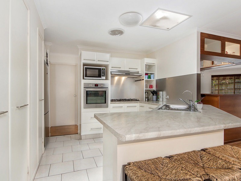 49 Cootharaba Drive, Helensvale QLD 4212