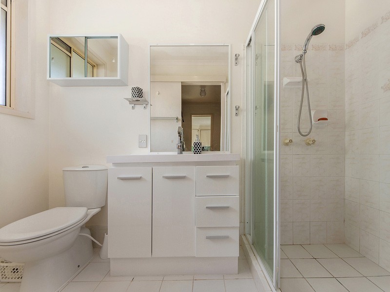 49 Cootharaba Drive, Helensvale QLD 4212
