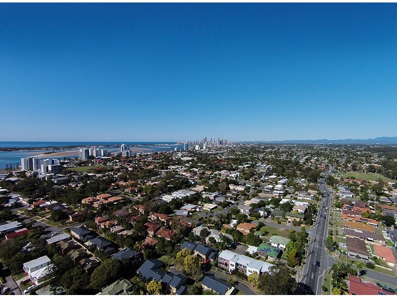 23 Government Road, Labrador QLD 4215
