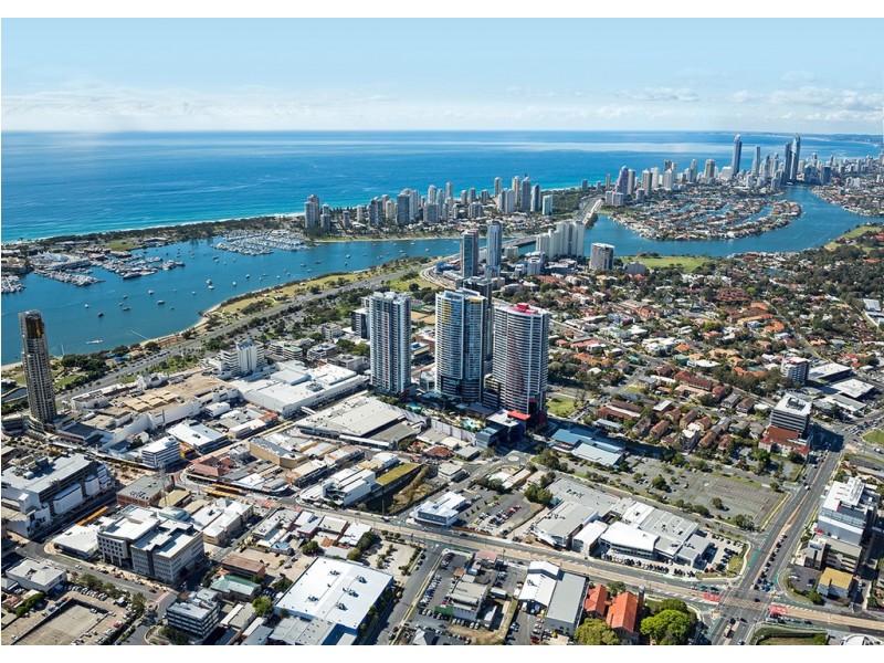 11 Andrew Street, Southport QLD 4215