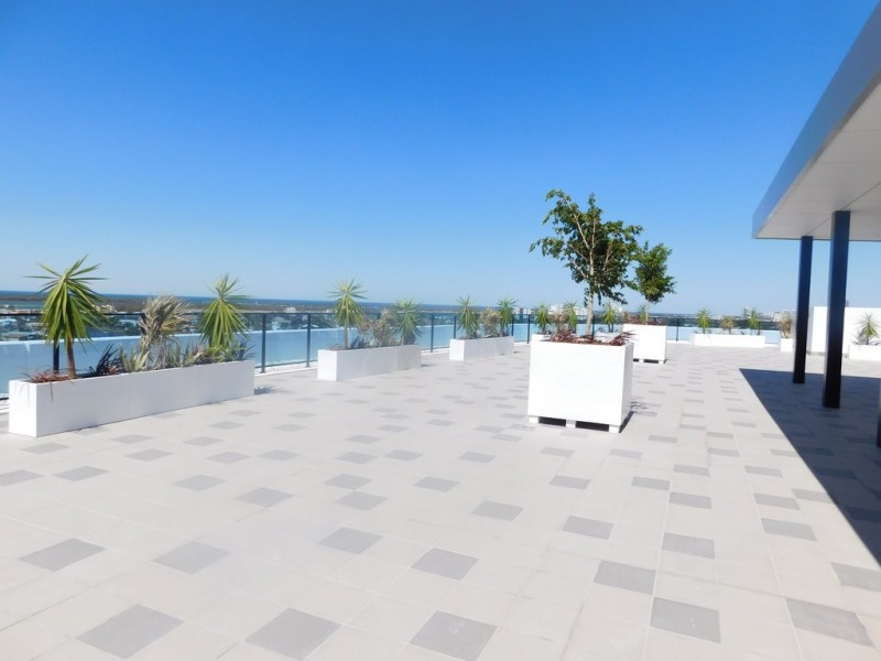 2709/5 Harbour Side Court, Biggera Waters QLD 4216
