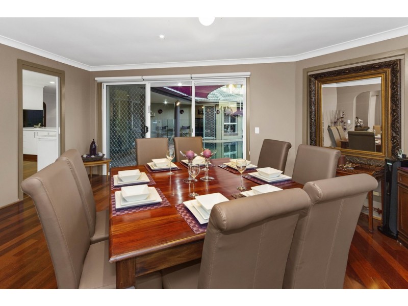 31 Hastings Crescent, Carrara QLD 4211