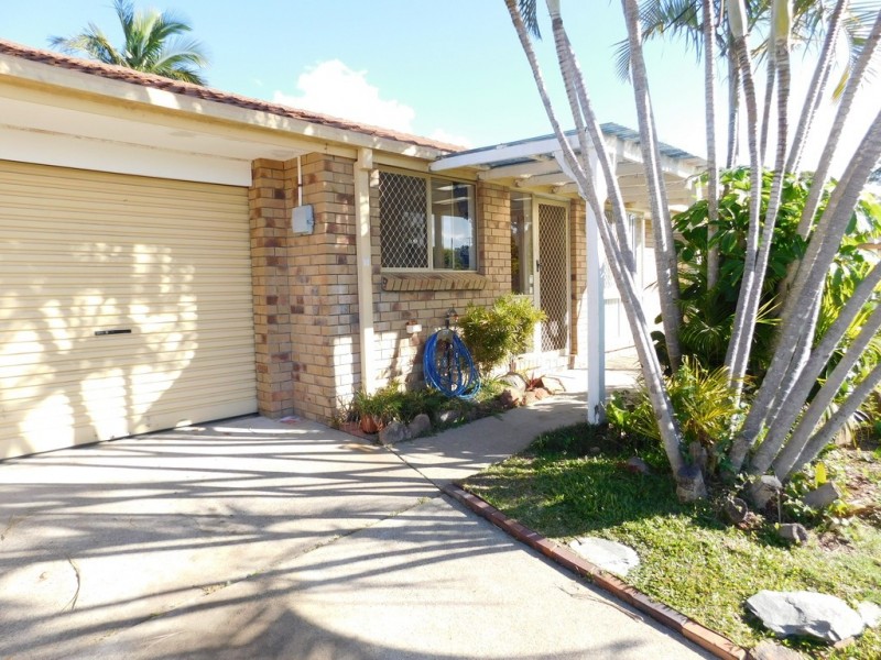 1 / 3 Stephanie Court, Labrador QLD 4215