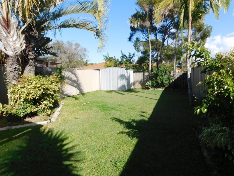 1 / 3 Stephanie Court, Labrador QLD 4215