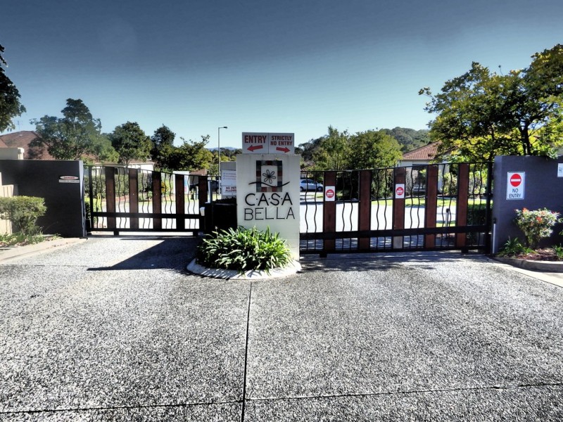 Coombabah QLD 4216