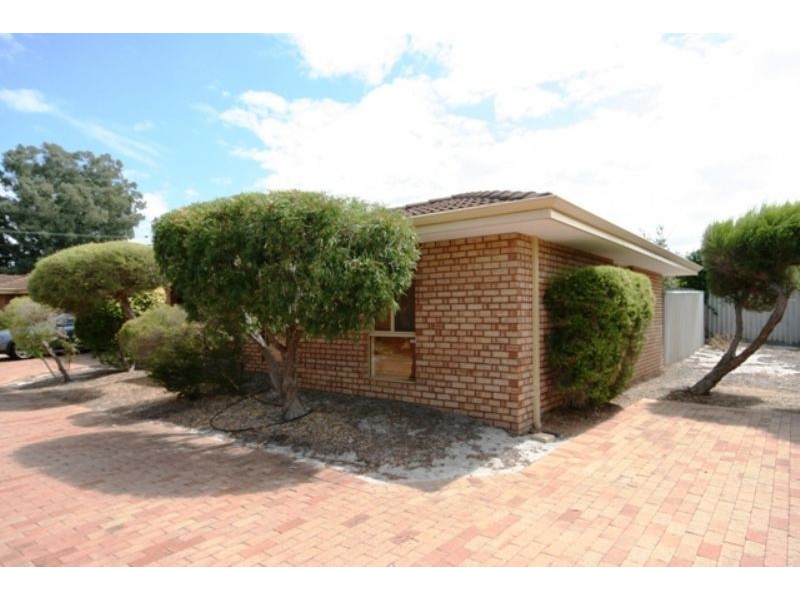 unit 2 / 56 Ivanhoe Street, Bassendean WA 6054