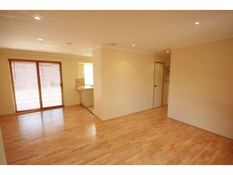 unit 2 / 56 Ivanhoe Street, Bassendean WA 6054