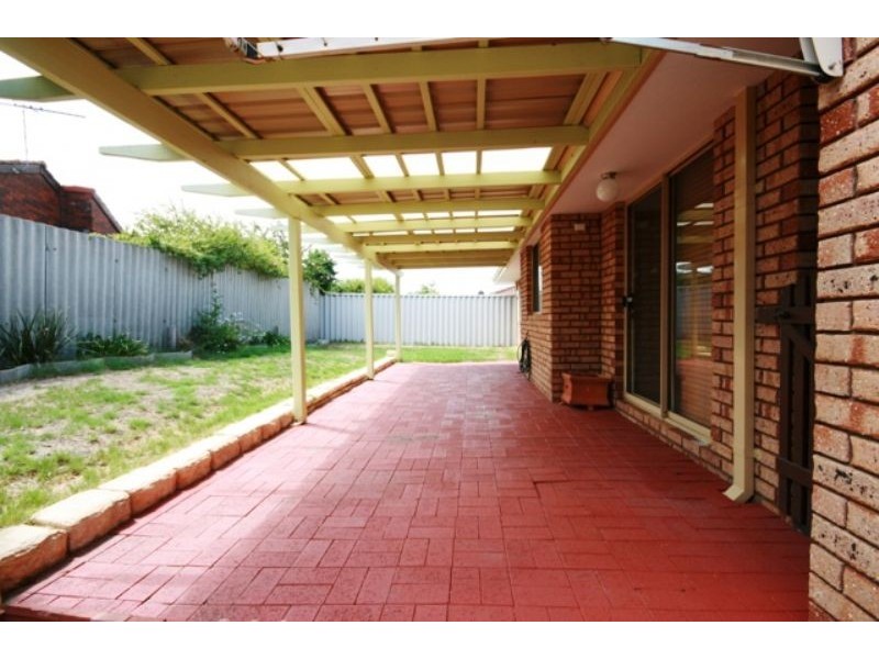 unit 2 / 56 Ivanhoe Street, Bassendean WA 6054